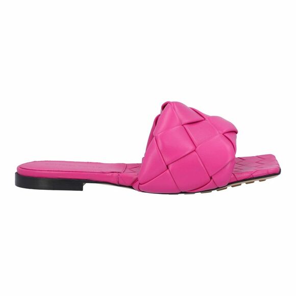 Bottega Veneta Lido Flat Sandal pink